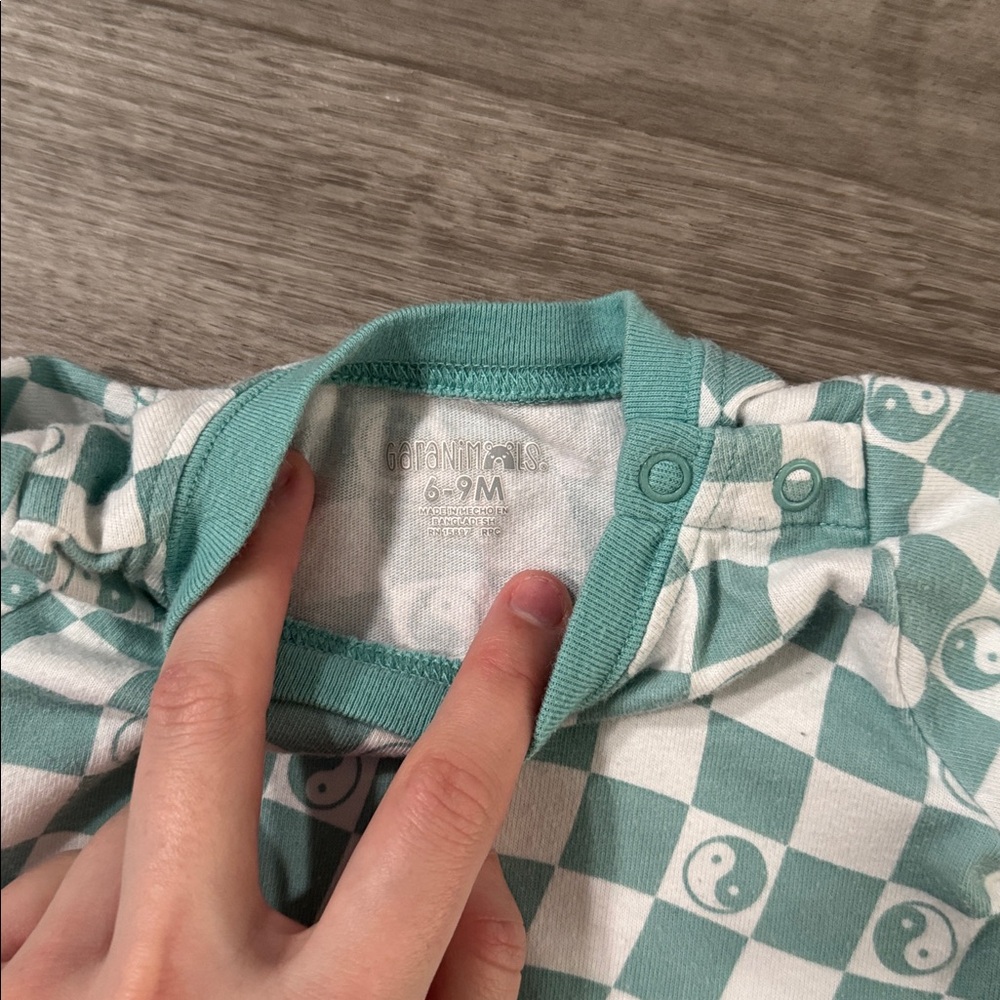Garanimals Teal Checkered Yin & Yang Short Sleeve Onesie - Picture 5 of 5
